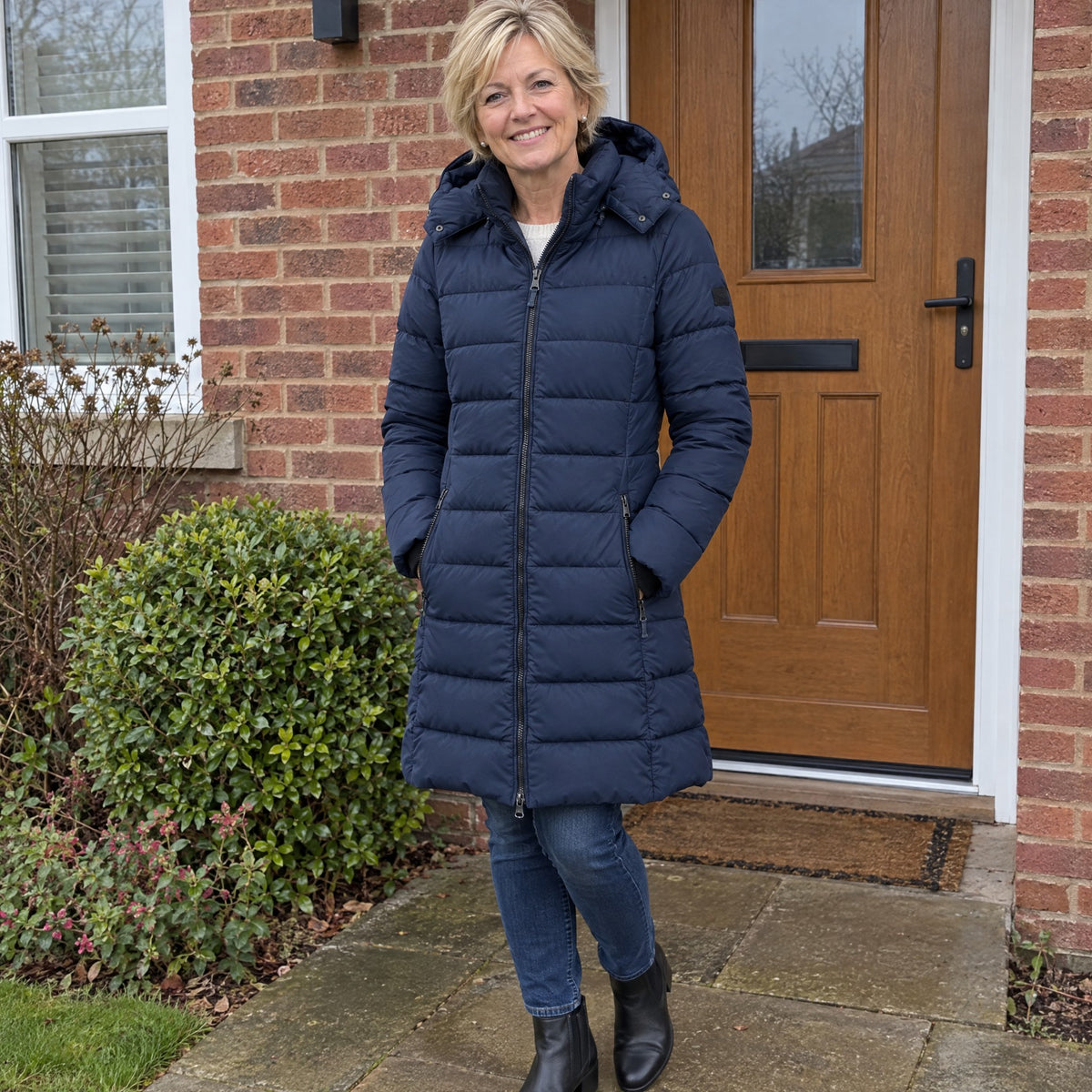 Lavinia | Longline Hooded Quilted Puffer Coat – UGC