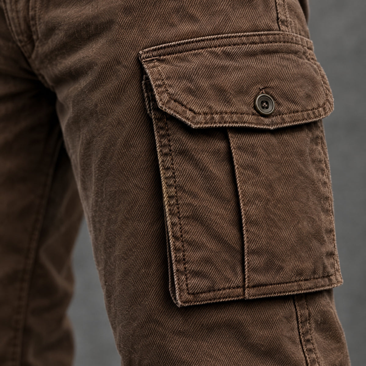 Gideon | Straight-Leg Cargo Trousers – DETAIL