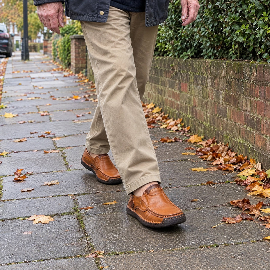 Louie | Slip-On Loafers With Elastic Goring